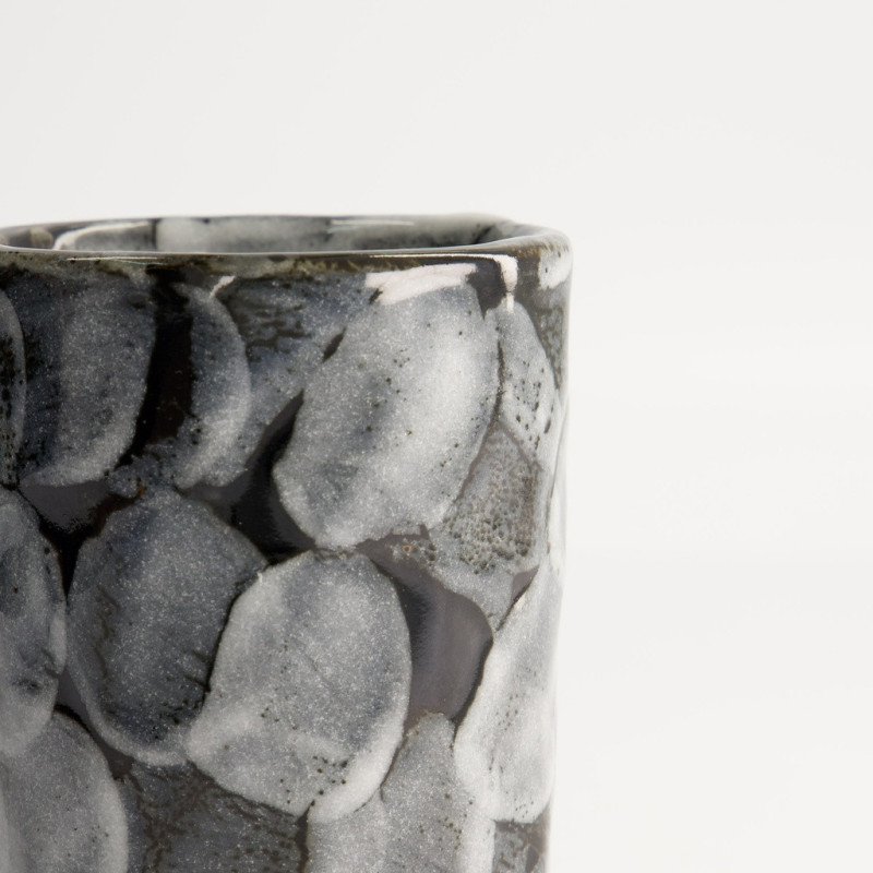 Tasse Tetsu 30 cl en céramique noire avec motifs gris effet pierre naturelle