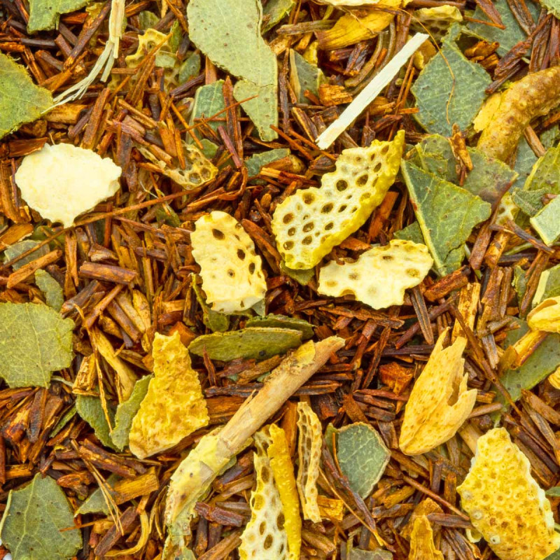 Mischung aus Rooibos, Eukalyptusblättern und Orangenschalen für die Infusion Wilde Frische
