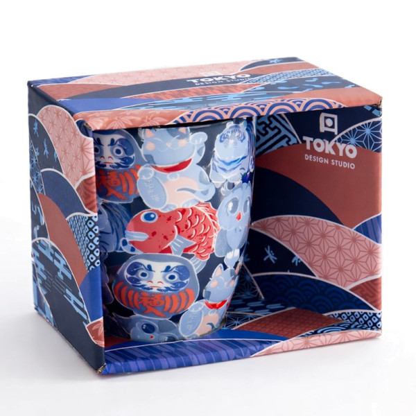 Mug en céramique motifs kawaii daruma poisson rouge et chat porte-bonheur dans boîte colorée Tokyo Design Studio