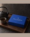 Thés & Traditions Grand Crus Gift Set: blue case on a walnut tray, with black cast iron teapot and stoneware cup