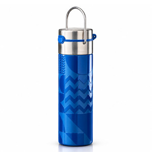 Bouteille isotherme Leeza Geo Blue bleue à relief géométrique, bouchon inox et anse métallique