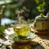 Théine du thé vert : dose, effets et différence caféine